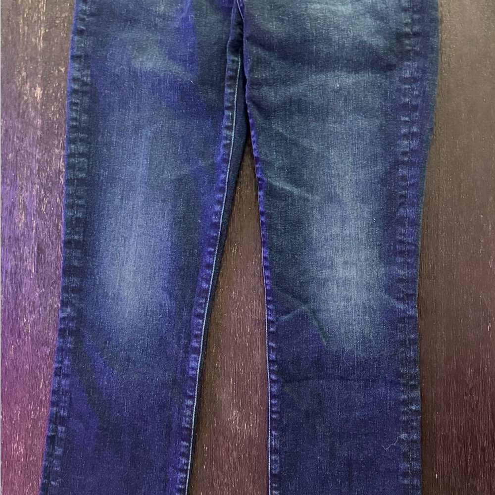 AG Mari High Rise Straight Dark Wash Jeans. Sz 25R. 29” inseam.
